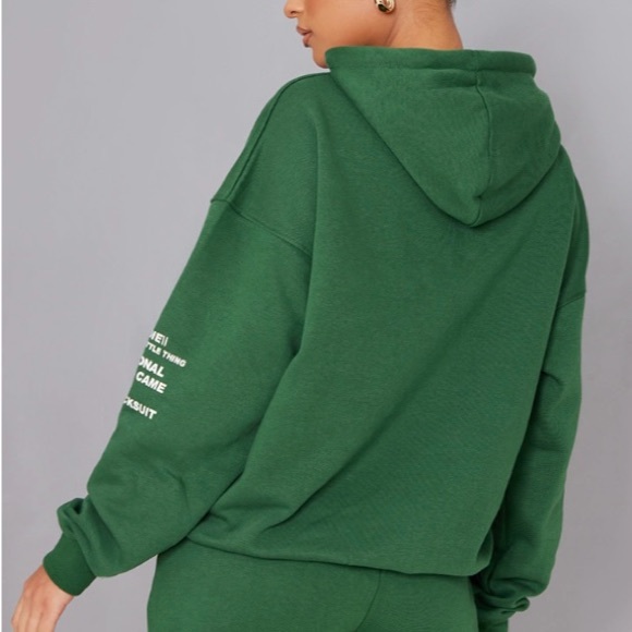 PRETTYLITTLETHING Forest Green Oversized Graphic Print Pocket Front Hoodie S NEW - Picture 3 of 7